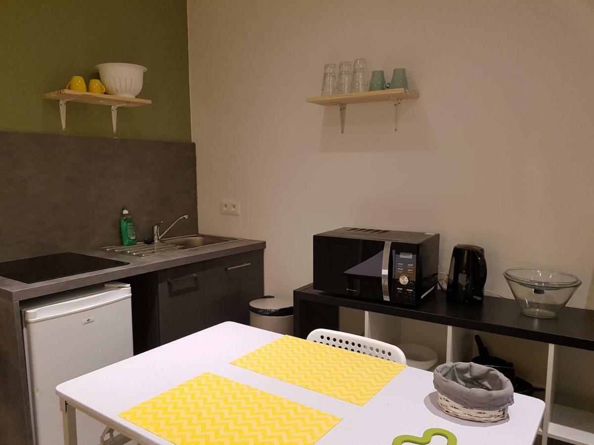 Appartement Studio équipé Centre ville à Le Creusot Extérieur photo